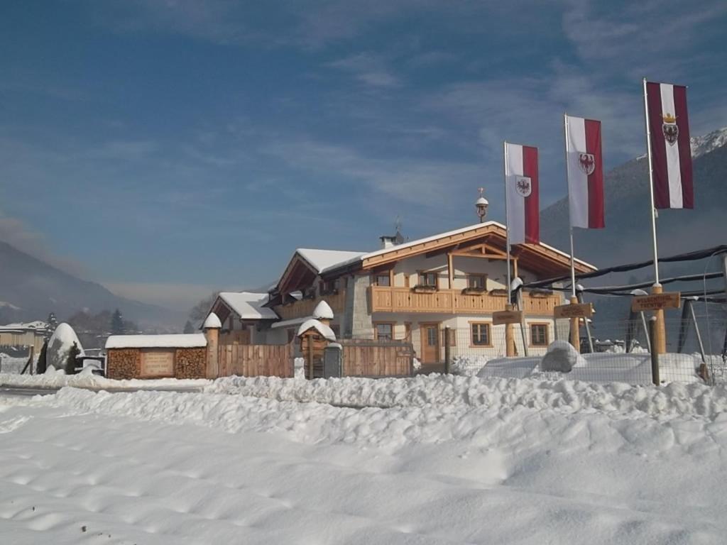 Agriturismo Maso Grisun Borzago ภายนอก รูปภาพ